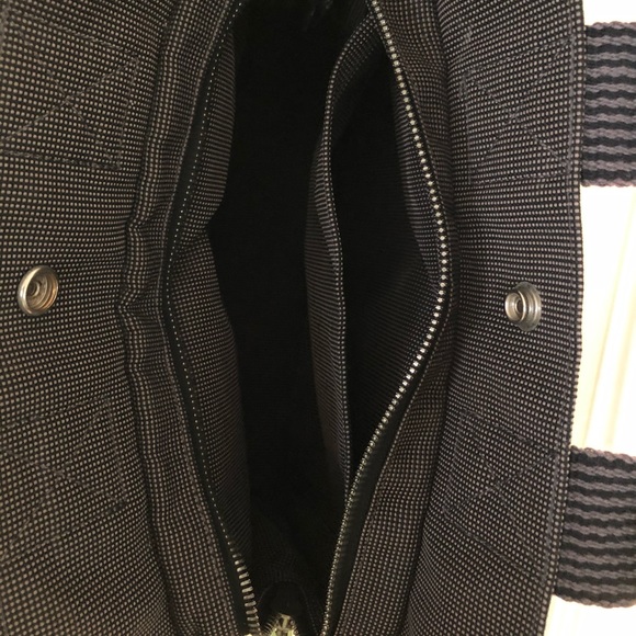 HERMÈS CANVAS TOTE HAND BAG - Picture 10 of 12